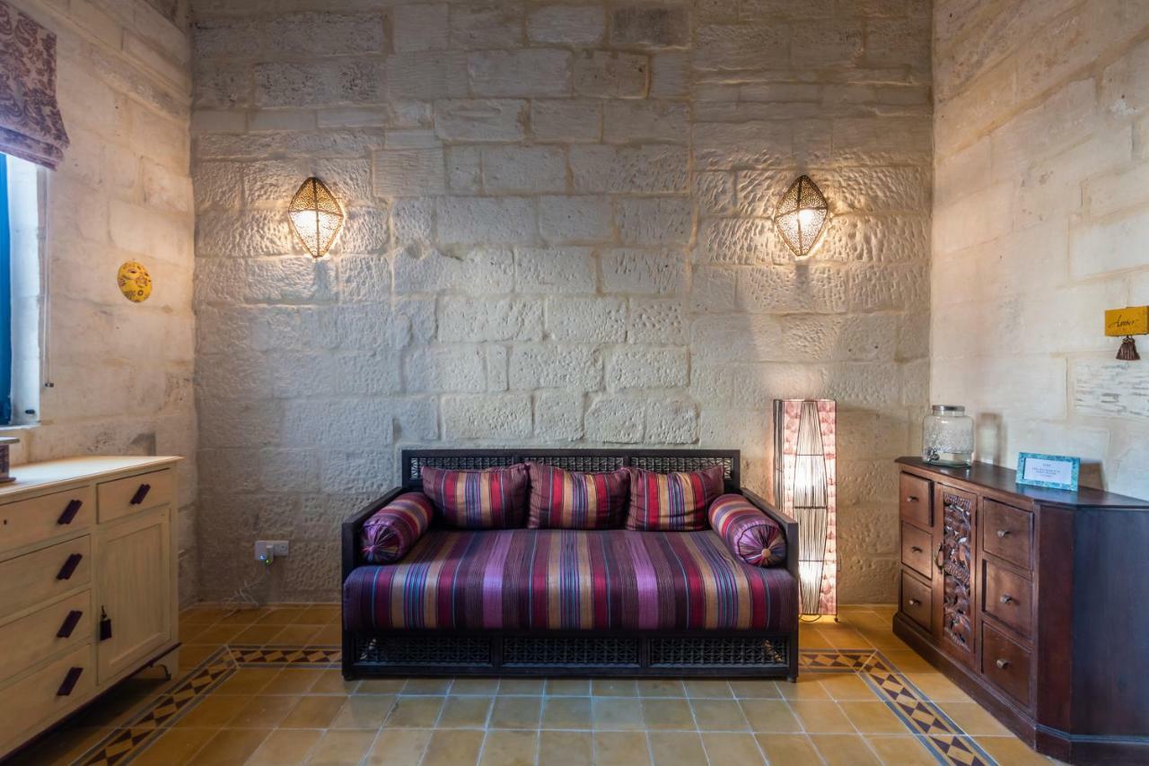 The Stonehouse Bed & Breakfast Saint Julian's ภายนอก รูปภาพ